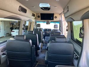 Vans para Transporte com Motorista em SP